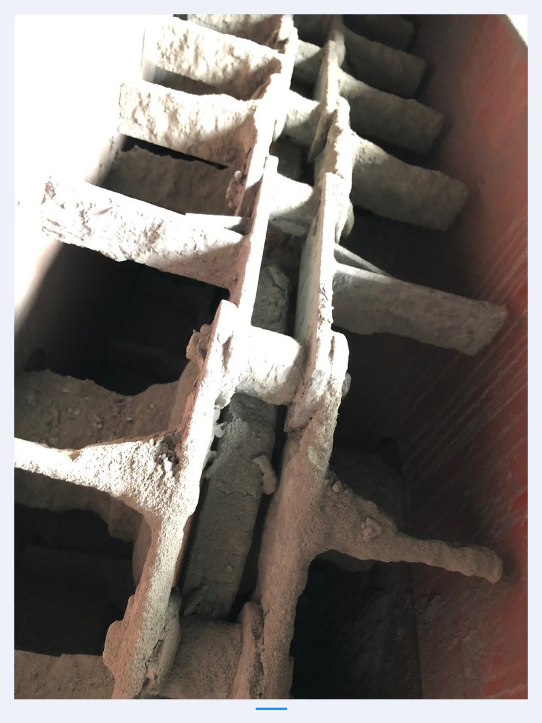 P152 dust removal scraper chain, view from another angle